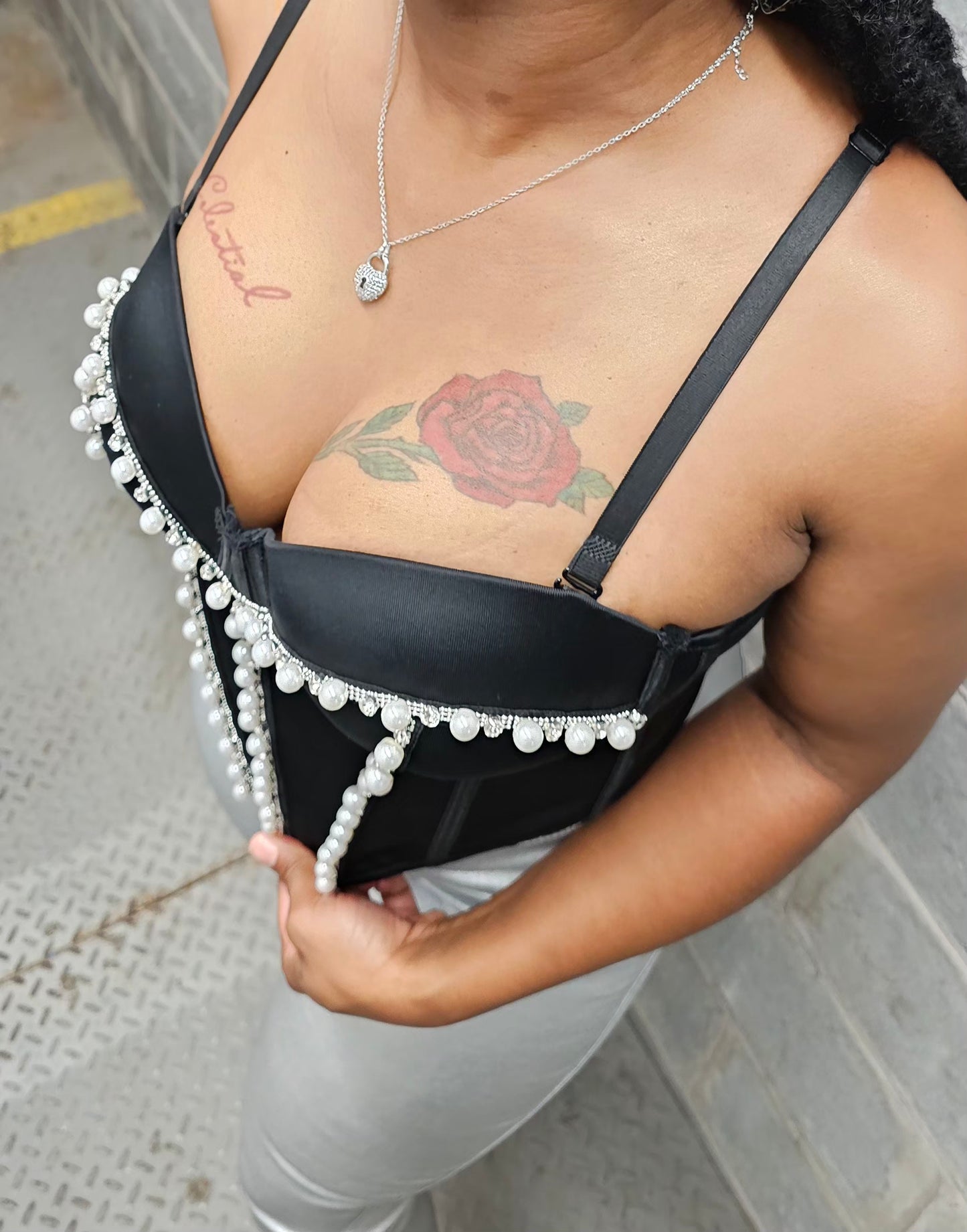 Pearl girl corset